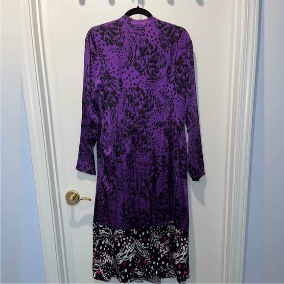 Silk Escada Dress - Picture 9 of 13